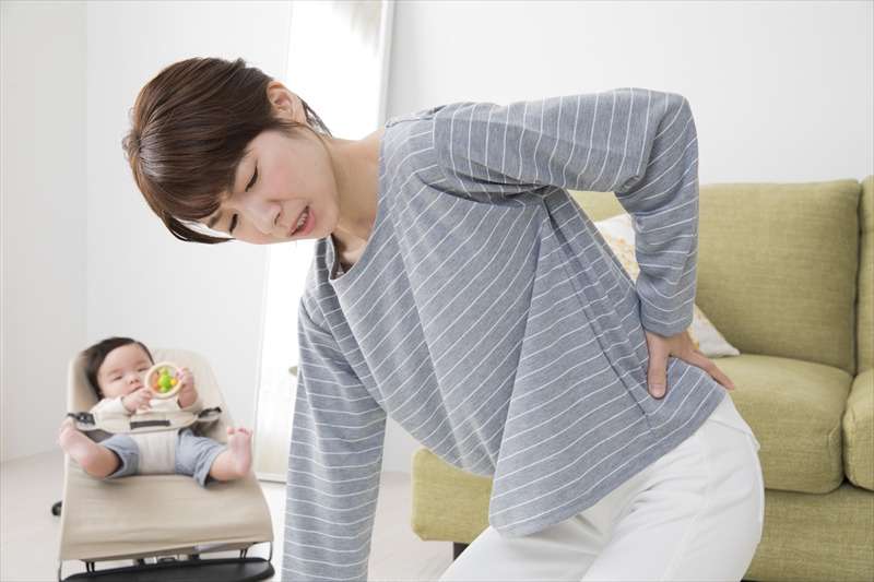 授乳時や抱っこ時の腰痛を軽減させる